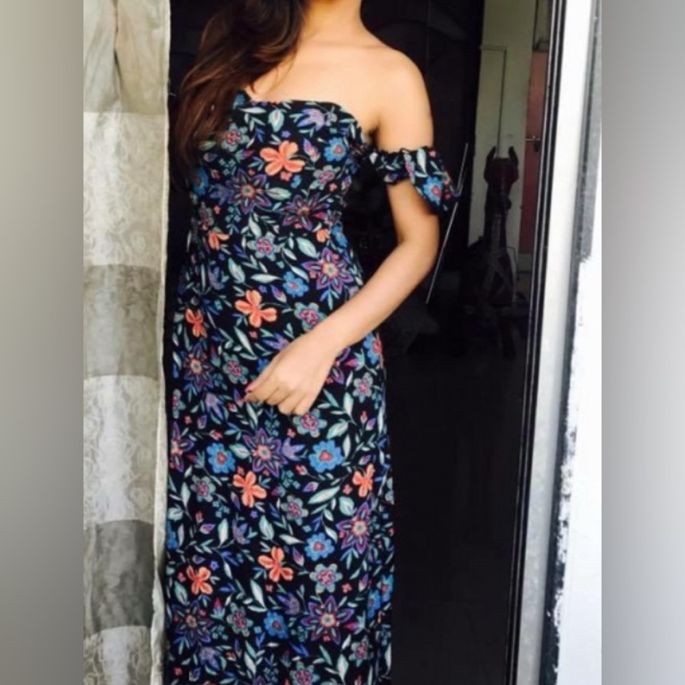Forever 21 Floral Tropical Print Maxi Dress
